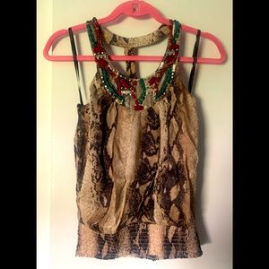 New BeBe top